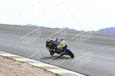 media/Feb-27-2022-CVMA (Sun) [[a3977b6969]]/Race 6 500 Supersport-350 Supersport (Holeshot)/